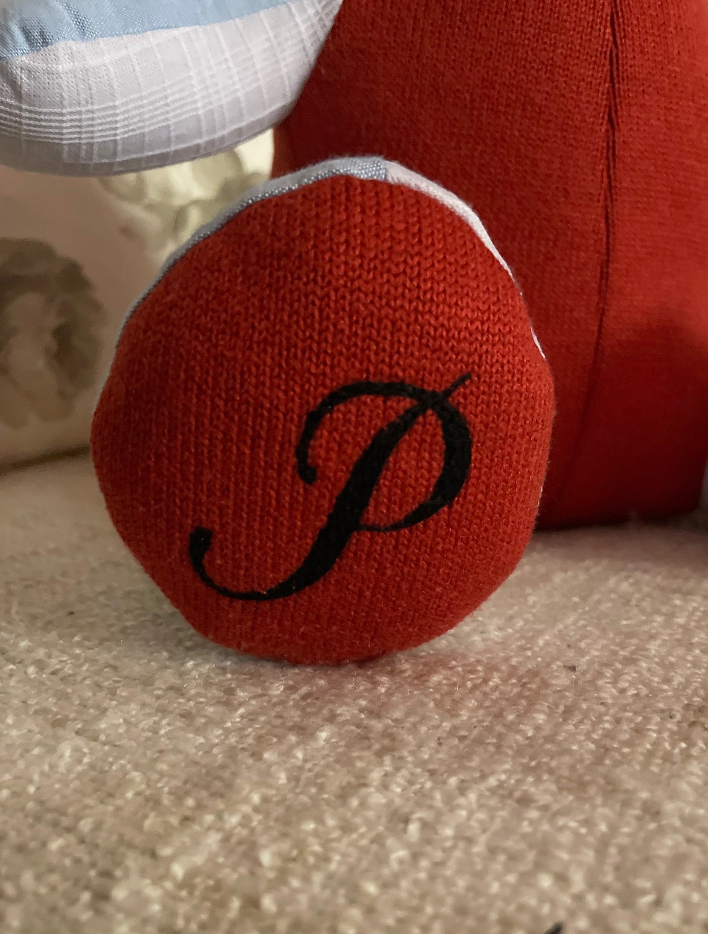 Osito de recuerdo con BORDADO de 1 palabra/letra grande